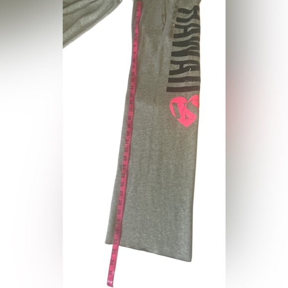 VICTORIA SECRET “HAWAII”SEQUIN Y2K BOYFRIEND SWEAT GREY/BLK/PINK SZ XS - Picture 3 of 5